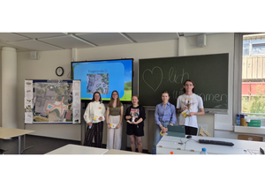 Gruppenfoto bei der Präsentation