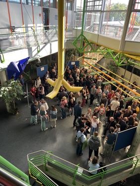 Kollegium im Foyer vom 3. Stock