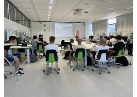 Vortrag im Klassenraum